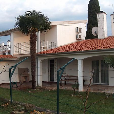 Guest House Mareda Palms Novigrad  Exterior photo